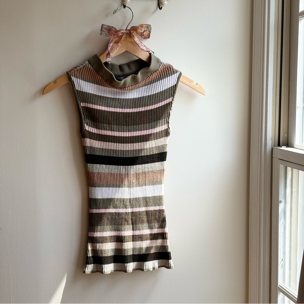 Striped Sleeveless Knit Top